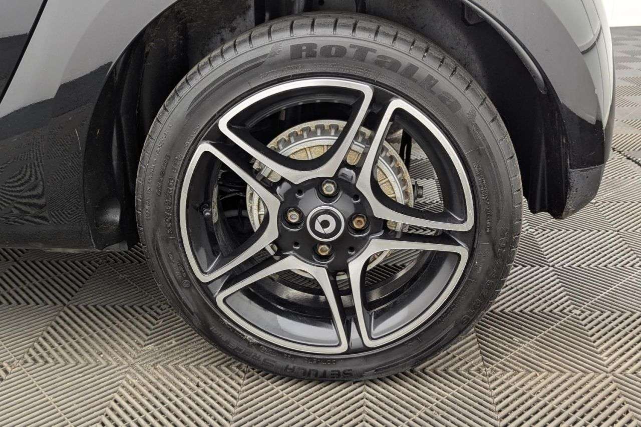 2021 SMART FORFOUR 2021 SMART FORFOUR