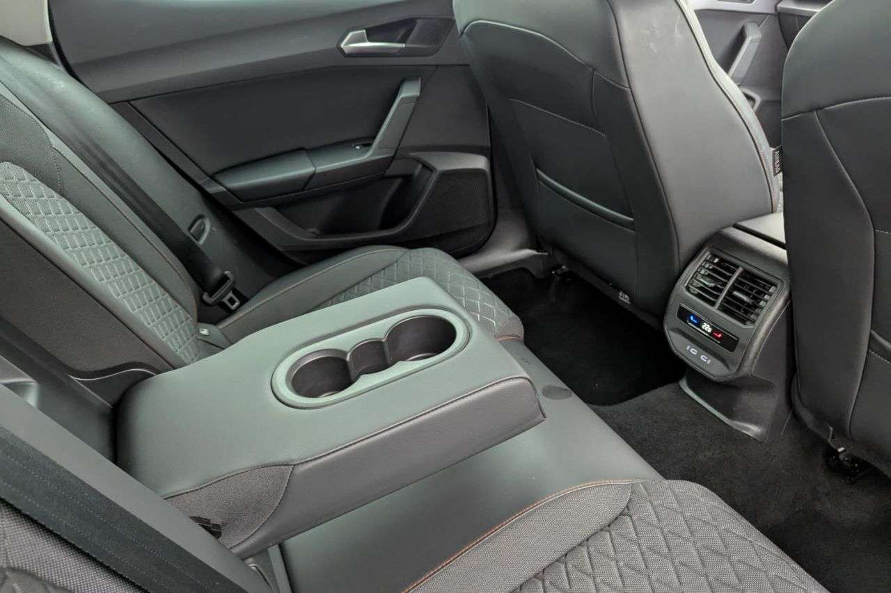 2023 SEAT LEON 2023 SEAT LEON