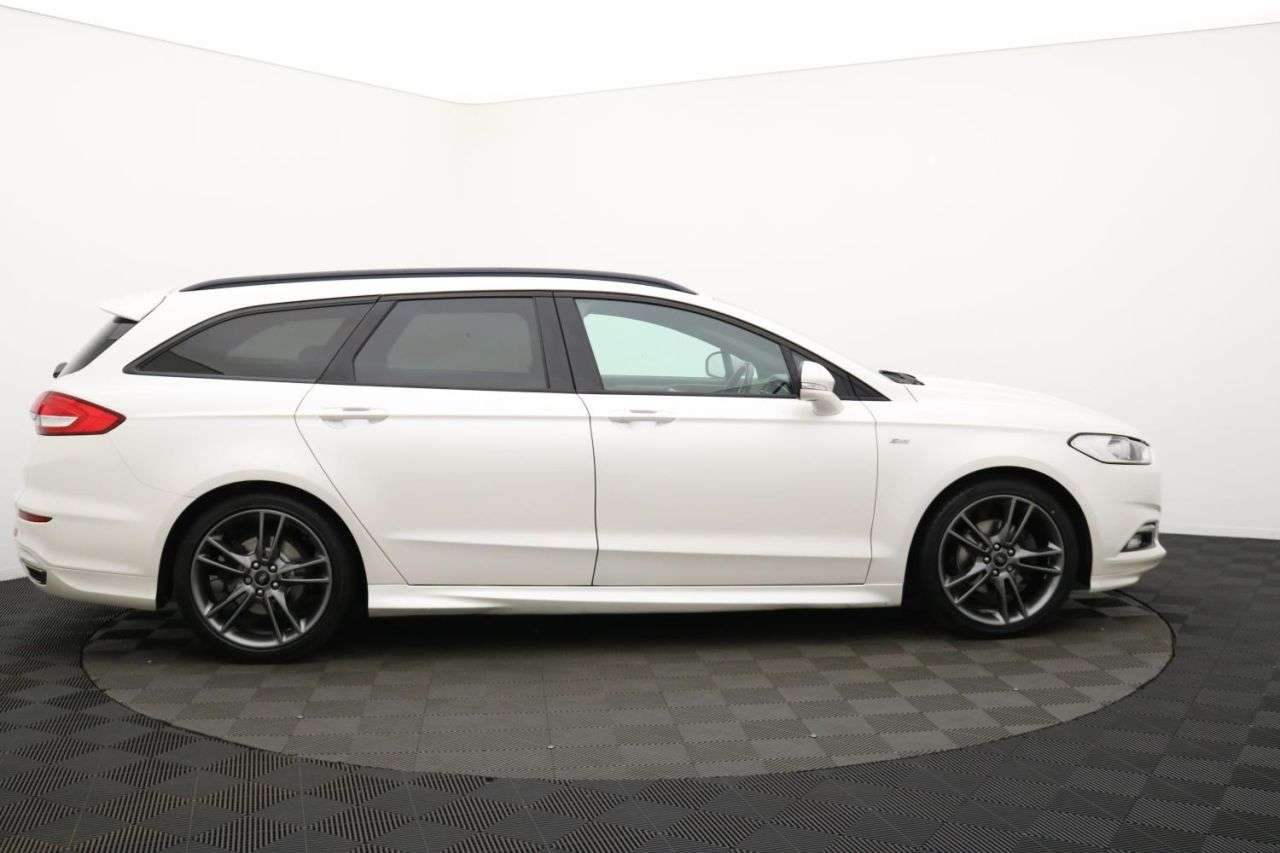 A 2018 FORD MONDEO 2.0 TDCi ST-Line Edition Estate 5dr Diesel Powershift Euro 6 (s/s) (180 ps) A 2018 FORD MONDEO 2.0 TDCi ST-Line Edition Estate 5dr Diesel Powershift Euro 6 (s/s) (180 ps)