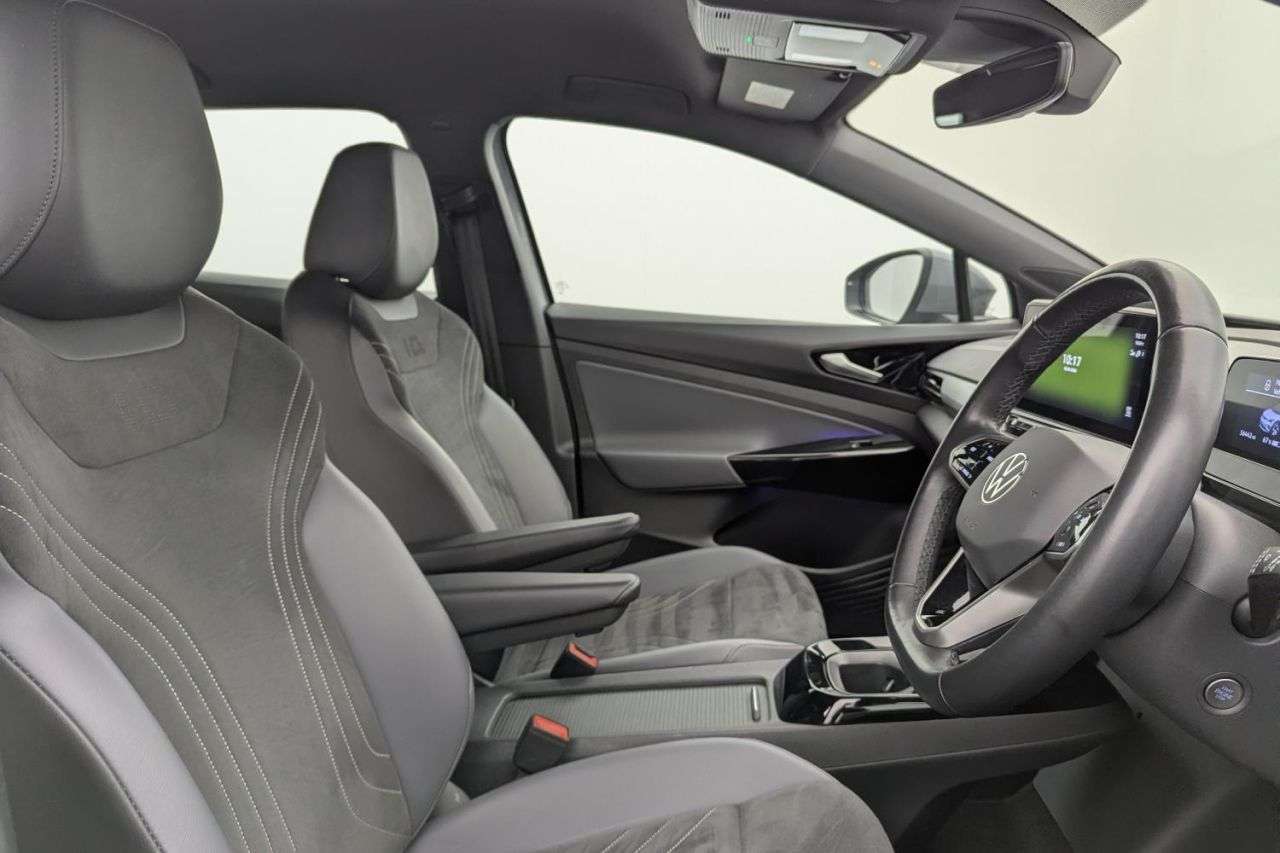 A 2023 VOLKSWAGEN ID.4 Pure 52kWh Life SUV 5dr Electric Auto (148 ps) Award Winning 5 Star Dealers A 2023 VOLKSWAGEN ID.4 Pure 52kWh Life SUV 5dr Electric Auto (148 ps) Award Winning 5 Star Dealers