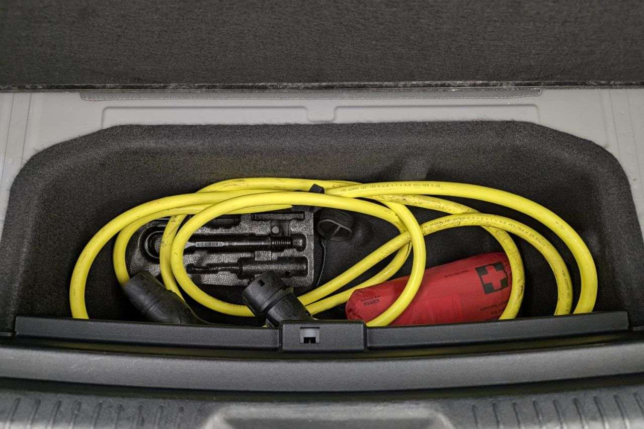 2023 VOLKSWAGEN ID.4 2023 VOLKSWAGEN ID.4