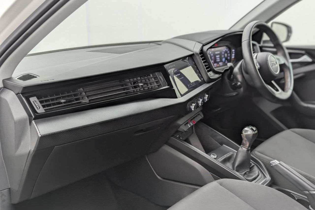 2023 AUDI A1 2023 AUDI A1