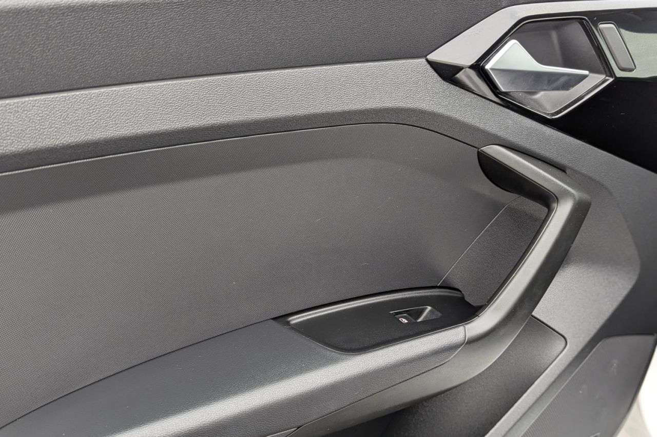 2023 AUDI A1 2023 AUDI A1