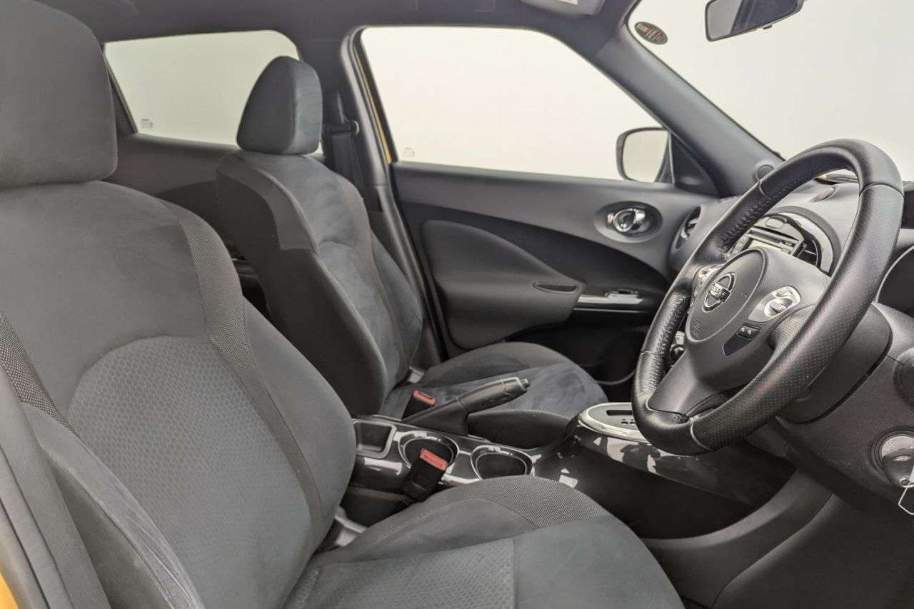 A 2016 NISSAN JUKE 1.6 Acenta Premium SUV 5dr Petrol XTRON Euro 6 (117 ps) Award Winning 5 Sta A 2016 NISSAN JUKE 1.6 Acenta Premium SUV 5dr Petrol XTRON Euro 6 (117 ps) Award Winning 5 Sta