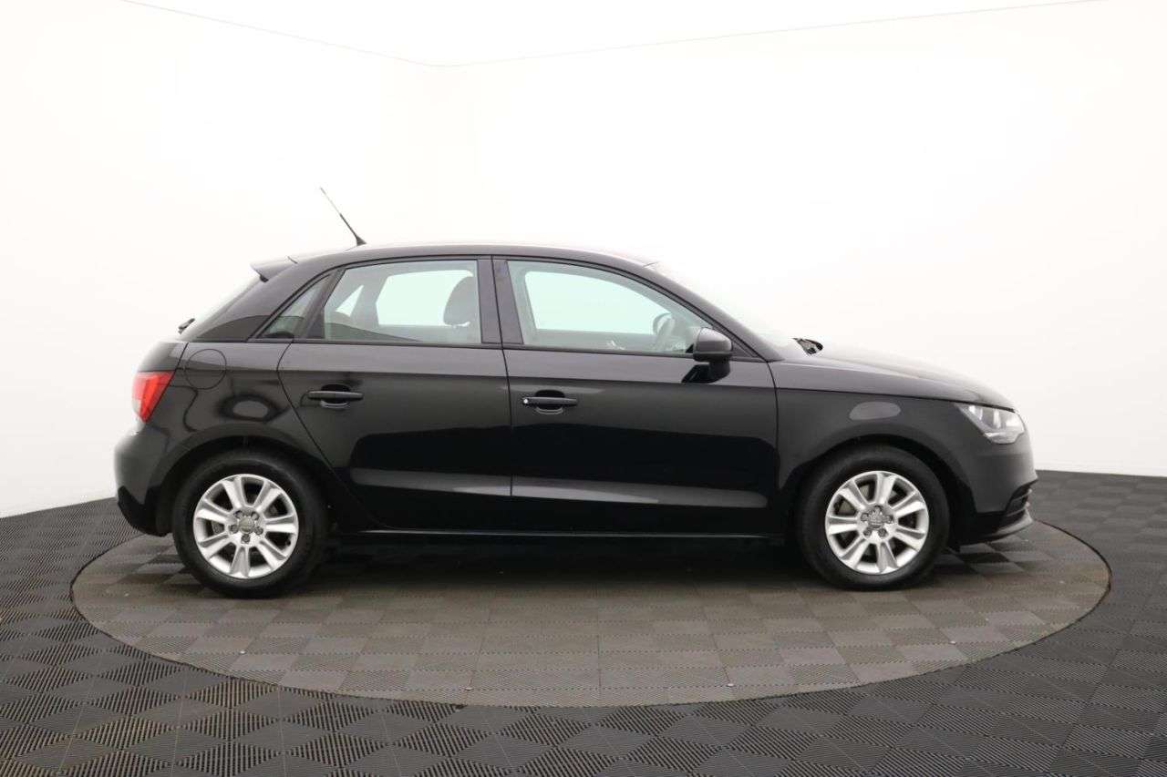A 2012 AUDI A1 1.6 TDI SE Sportback 5dr Diesel Manual Euro 5 (s/s) (105 ps) Award Winning A 2012 AUDI A1 1.6 TDI SE Sportback 5dr Diesel Manual Euro 5 (s/s) (105 ps) Award Winning