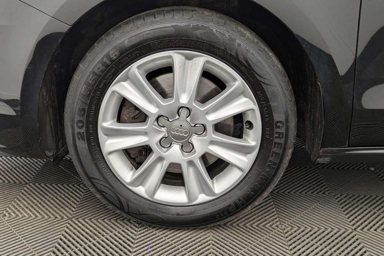 2012 AUDI A1 2012 AUDI A1