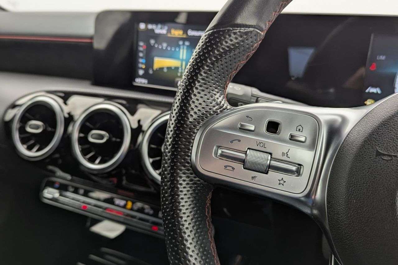 2018 MERCEDES-BENZ A-CLASS 2018 MERCEDES-BENZ A-CLASS