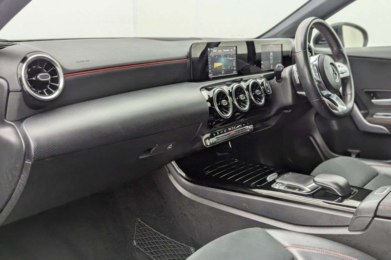 2018 MERCEDES-BENZ A-CLASS 2018 MERCEDES-BENZ A-CLASS