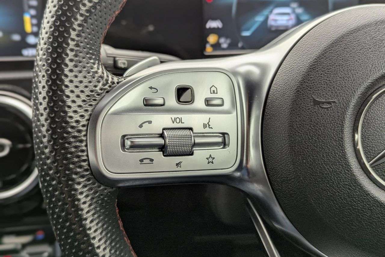 2018 MERCEDES-BENZ A-CLASS 2018 MERCEDES-BENZ A-CLASS