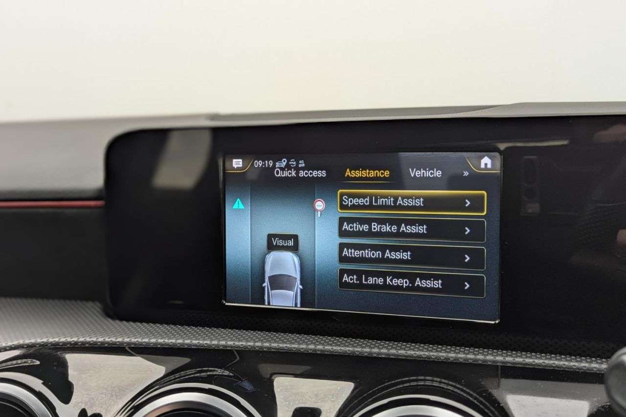 2018 MERCEDES-BENZ A-CLASS 2018 MERCEDES-BENZ A-CLASS