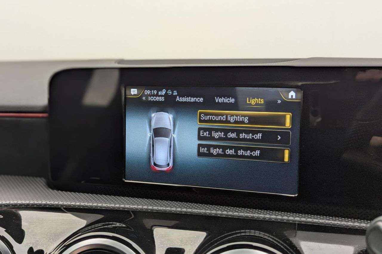 2018 MERCEDES-BENZ A-CLASS 2018 MERCEDES-BENZ A-CLASS