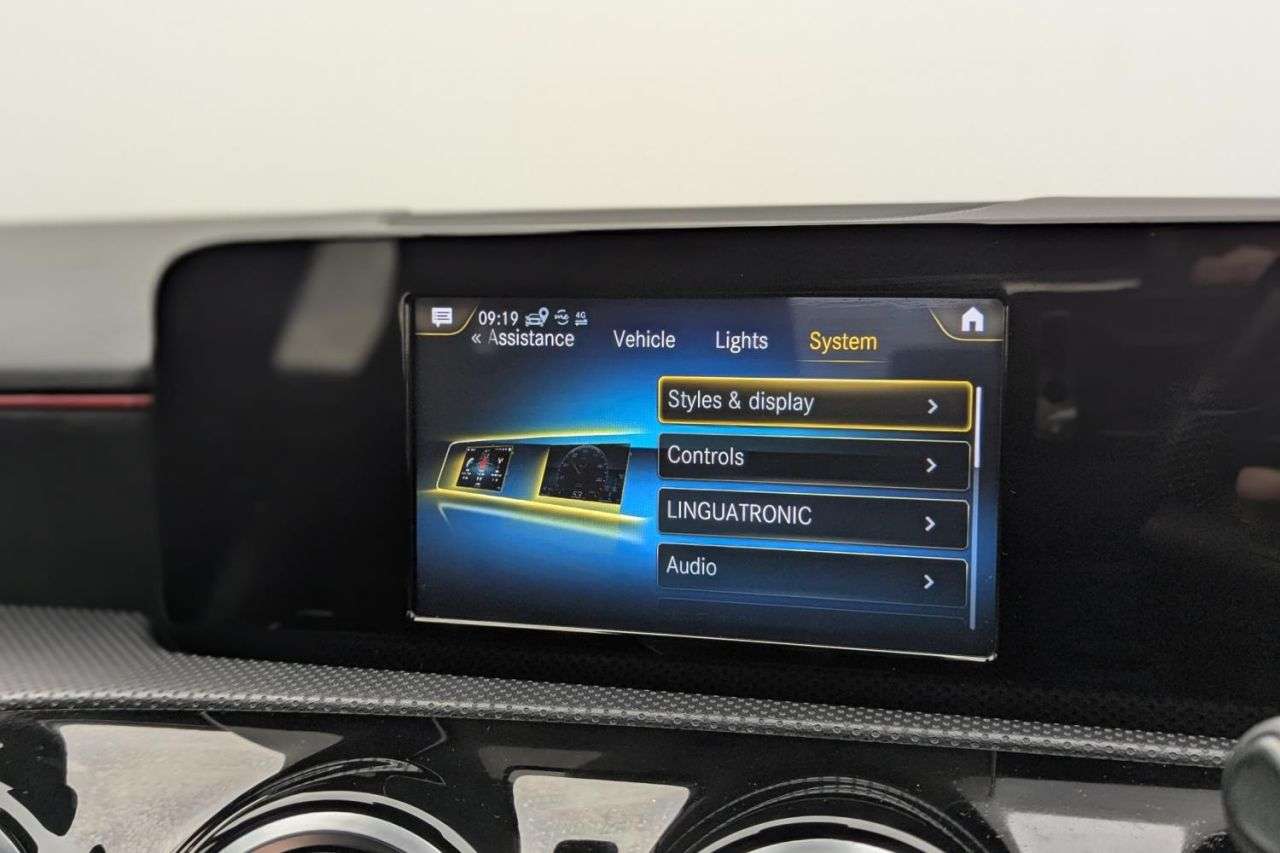 2018 MERCEDES-BENZ A-CLASS 2018 MERCEDES-BENZ A-CLASS