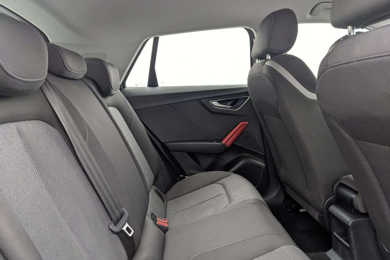 2019 AUDI Q2 2019 AUDI Q2