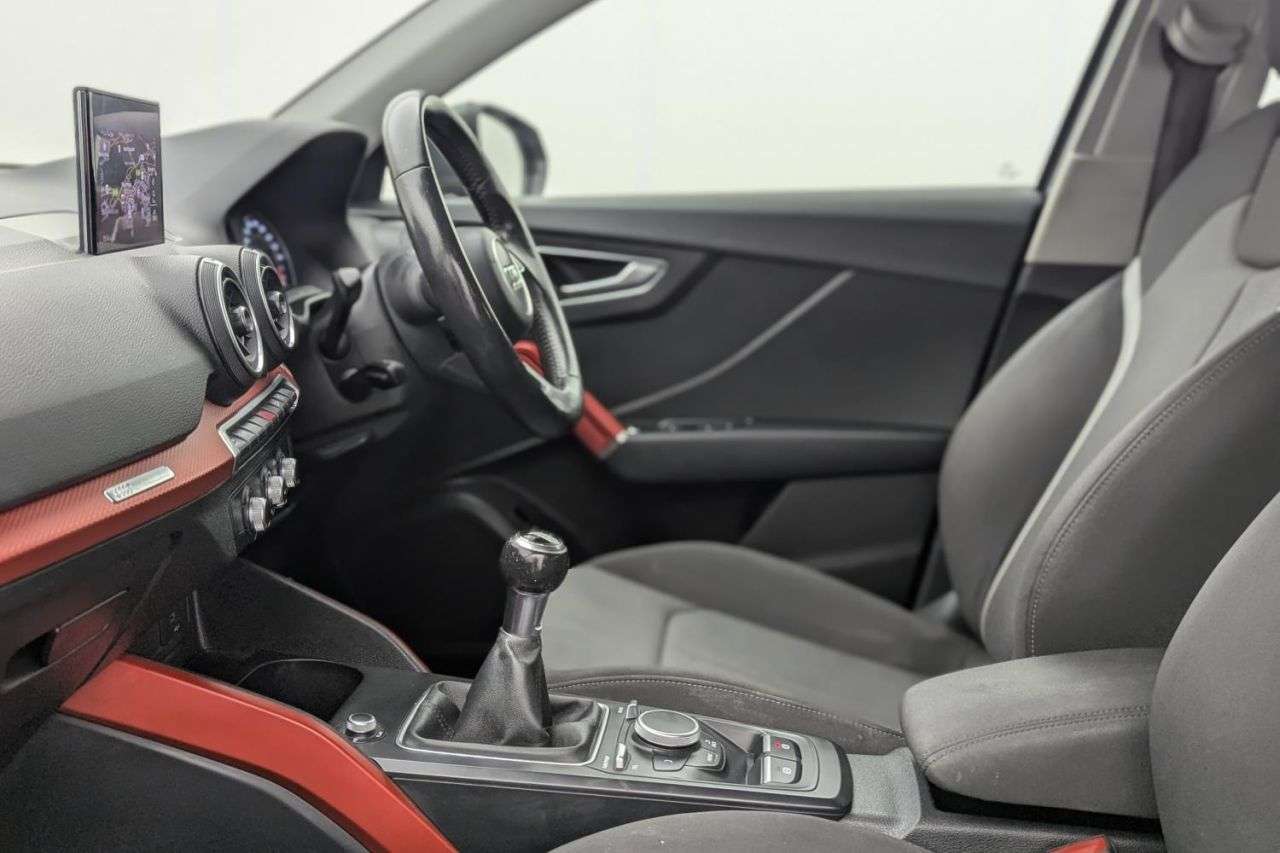 2019 AUDI Q2 2019 AUDI Q2