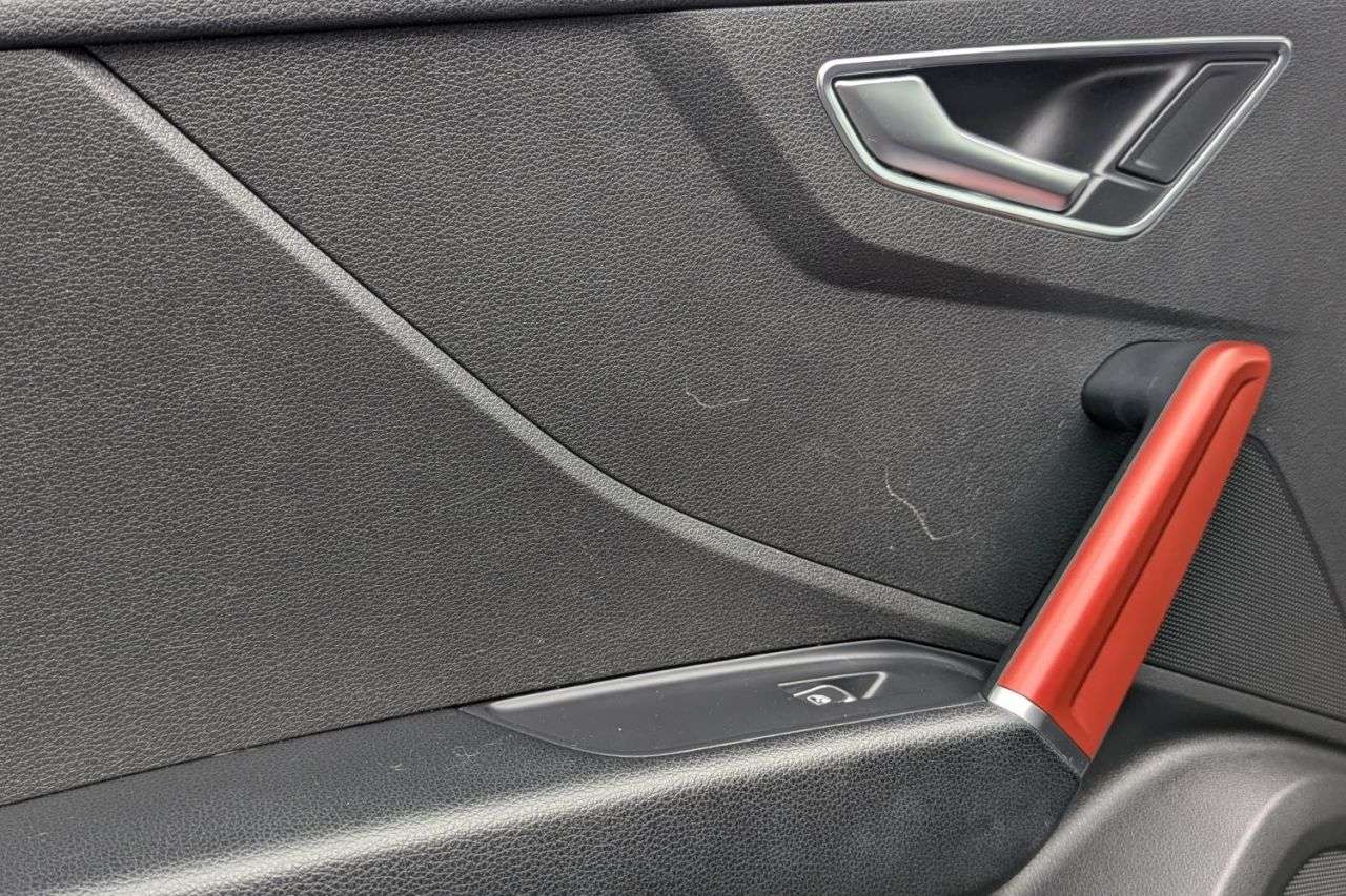 2019 AUDI Q2 2019 AUDI Q2