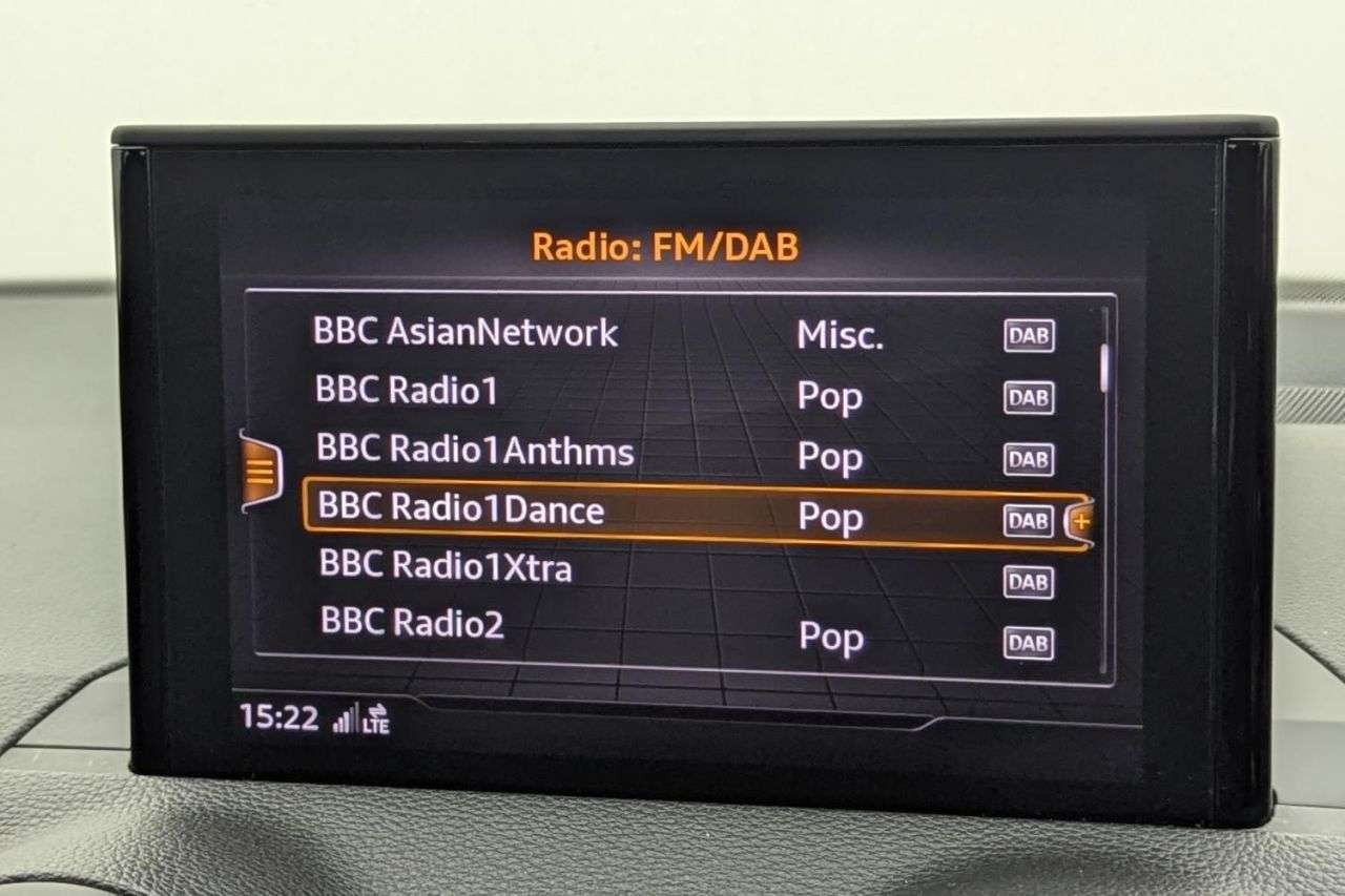 2019 AUDI Q2 2019 AUDI Q2