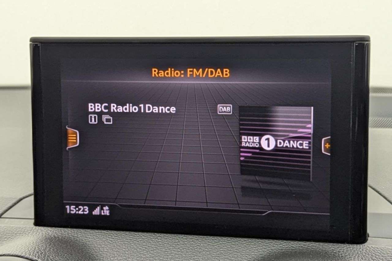 2019 AUDI Q2 2019 AUDI Q2