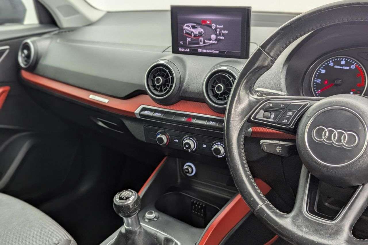 2019 AUDI Q2 2019 AUDI Q2