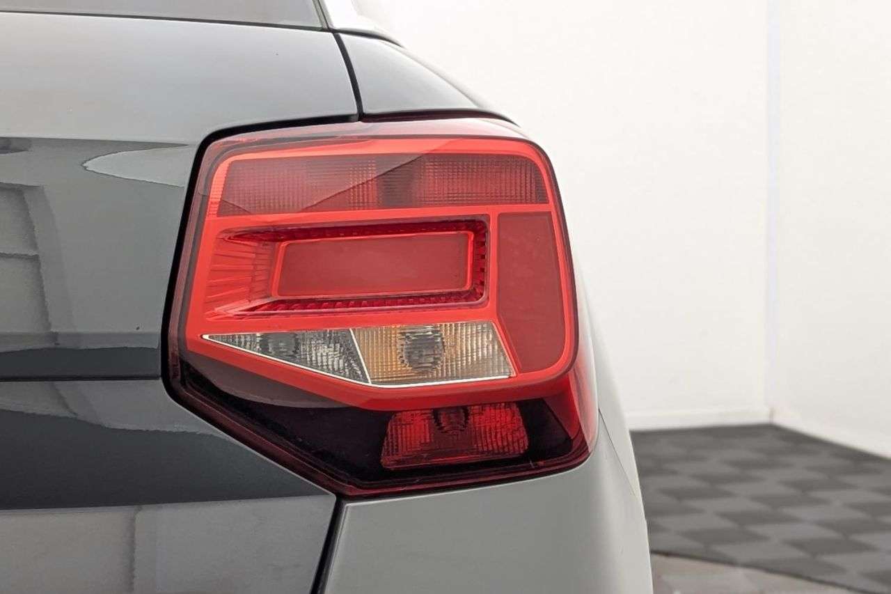 2019 AUDI Q2 2019 AUDI Q2