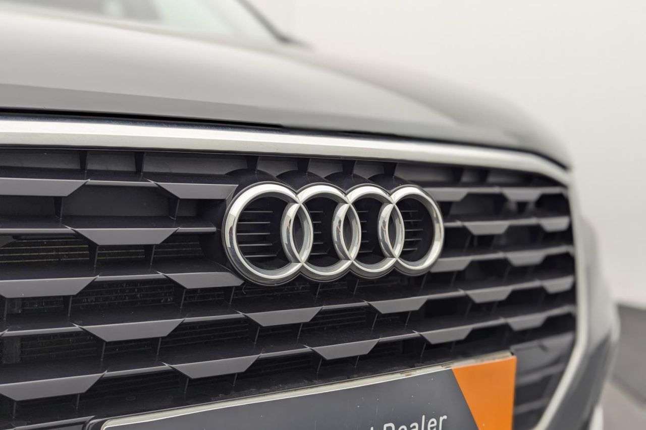 2019 AUDI Q2 2019 AUDI Q2