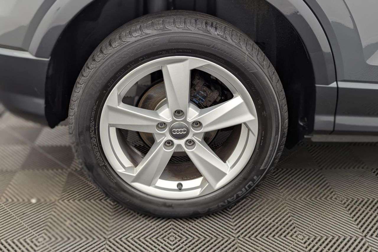 2019 AUDI Q2 2019 AUDI Q2