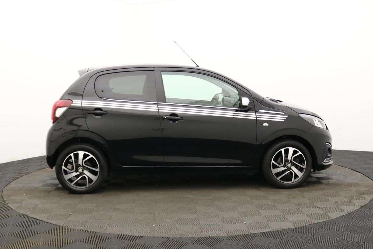 A 2020 PEUGEOT 108 COLLECTION A 2020 PEUGEOT 108 COLLECTION