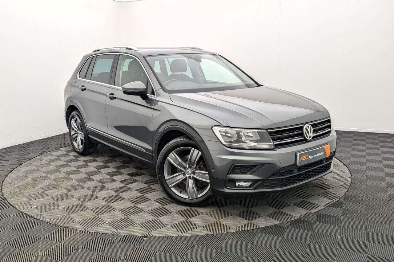 A 2019 VOLKSWAGEN TIGUAN 1.5 TSI EVO Match SUV 5dr Petrol Manual Euro 6 (s/s) (130 ps) Award Winning A 2019 VOLKSWAGEN TIGUAN 1.5 TSI EVO Match SUV 5dr Petrol Manual Euro 6 (s/s) (130 ps) Award Winning