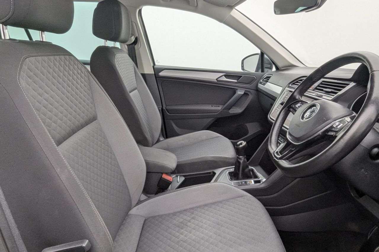 A 2019 VOLKSWAGEN TIGUAN 1.5 TSI EVO Match SUV 5dr Petrol Manual Euro 6 (s/s) (130 ps) Award Winning A 2019 VOLKSWAGEN TIGUAN 1.5 TSI EVO Match SUV 5dr Petrol Manual Euro 6 (s/s) (130 ps) Award Winning
