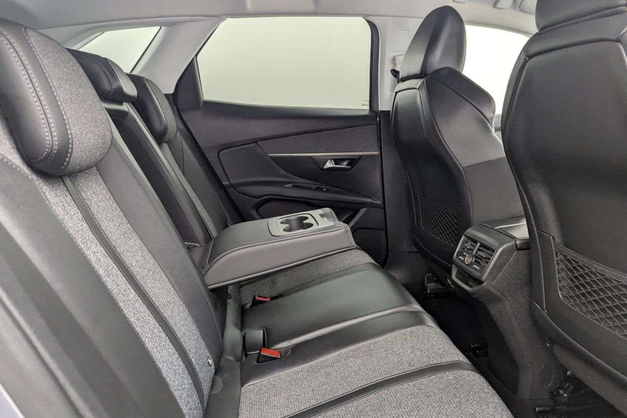 2019 PEUGEOT 3008 2019 PEUGEOT 3008