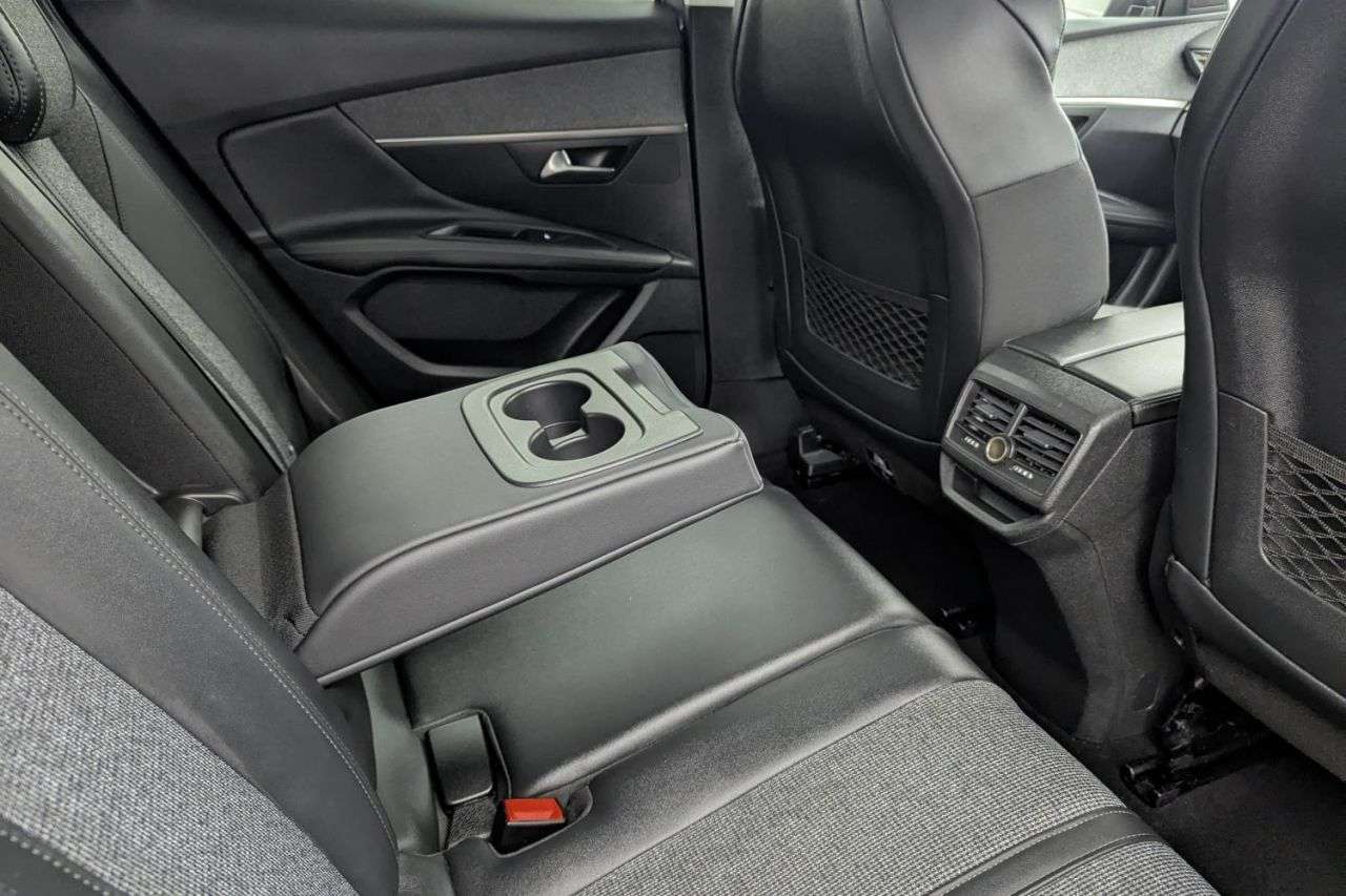 2019 PEUGEOT 3008 2019 PEUGEOT 3008