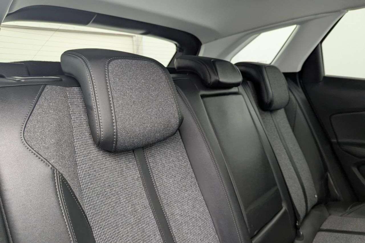 2019 PEUGEOT 3008 2019 PEUGEOT 3008