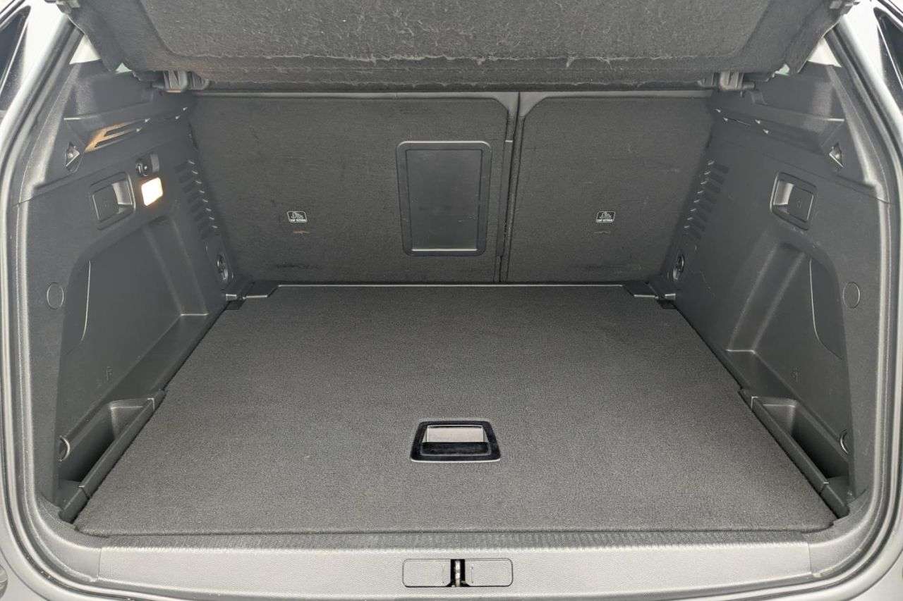 2019 PEUGEOT 3008 2019 PEUGEOT 3008