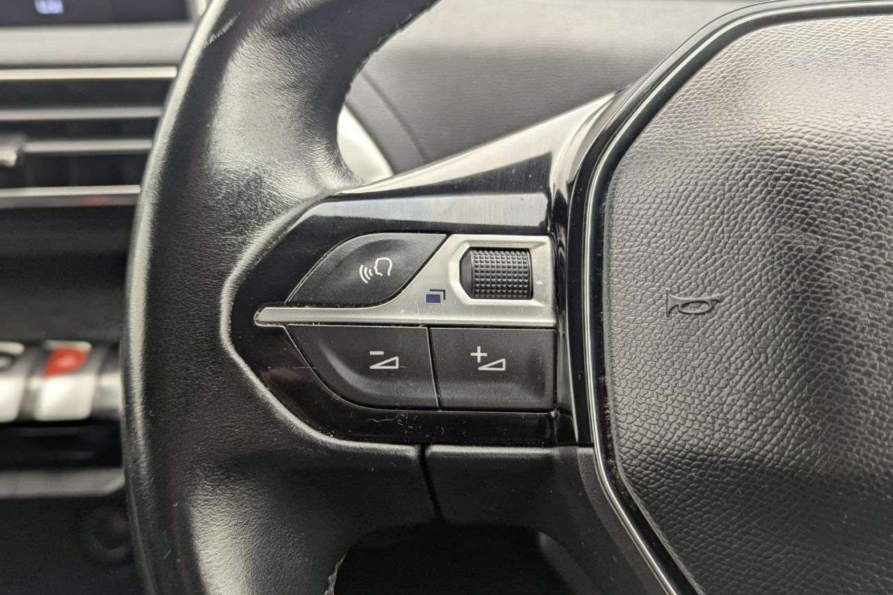 2019 PEUGEOT 3008 2019 PEUGEOT 3008