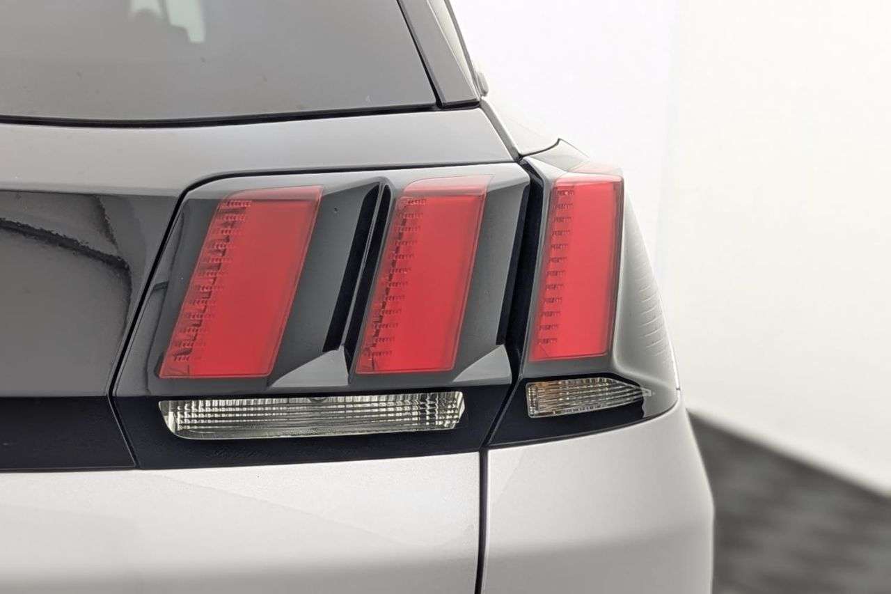 2019 PEUGEOT 3008 2019 PEUGEOT 3008