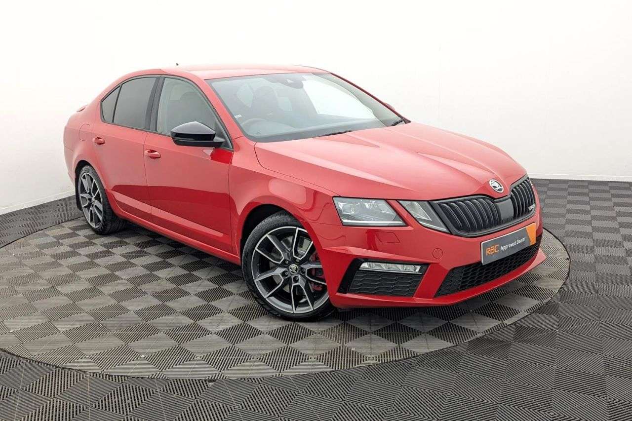 A 2018 SKODA OCTAVIA 2.0 TSI vRS Hatchback 5dr Petrol DSG Euro 6 (s/s) (230 ps) Award Winning 5 A 2018 SKODA OCTAVIA 2.0 TSI vRS Hatchback 5dr Petrol DSG Euro 6 (s/s) (230 ps) Award Winning 5