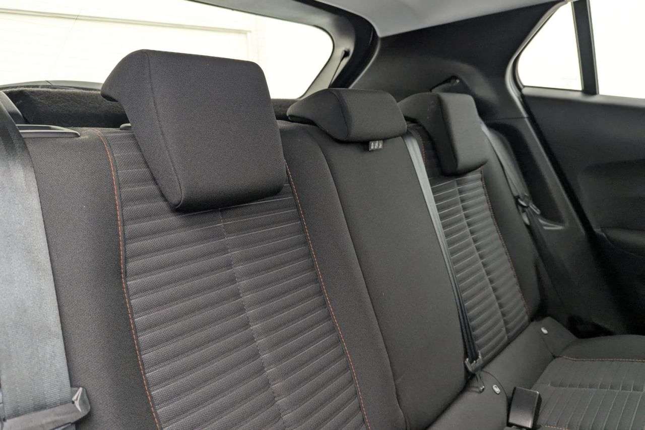 2021 PEUGEOT 2008 2021 PEUGEOT 2008