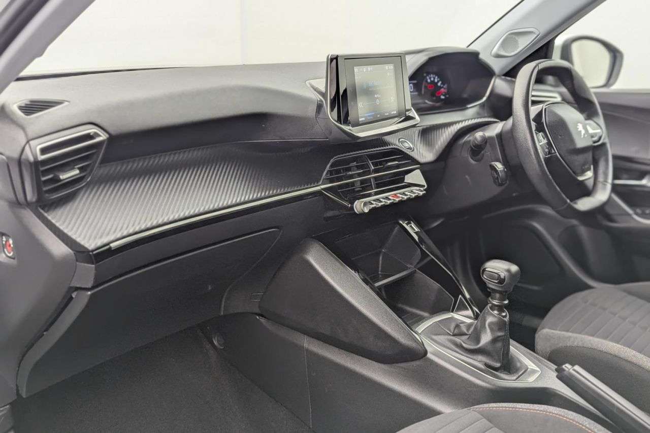 2021 PEUGEOT 2008 2021 PEUGEOT 2008