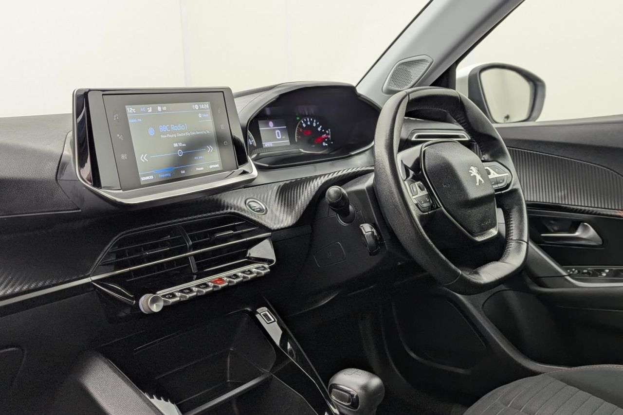 2021 PEUGEOT 2008 2021 PEUGEOT 2008