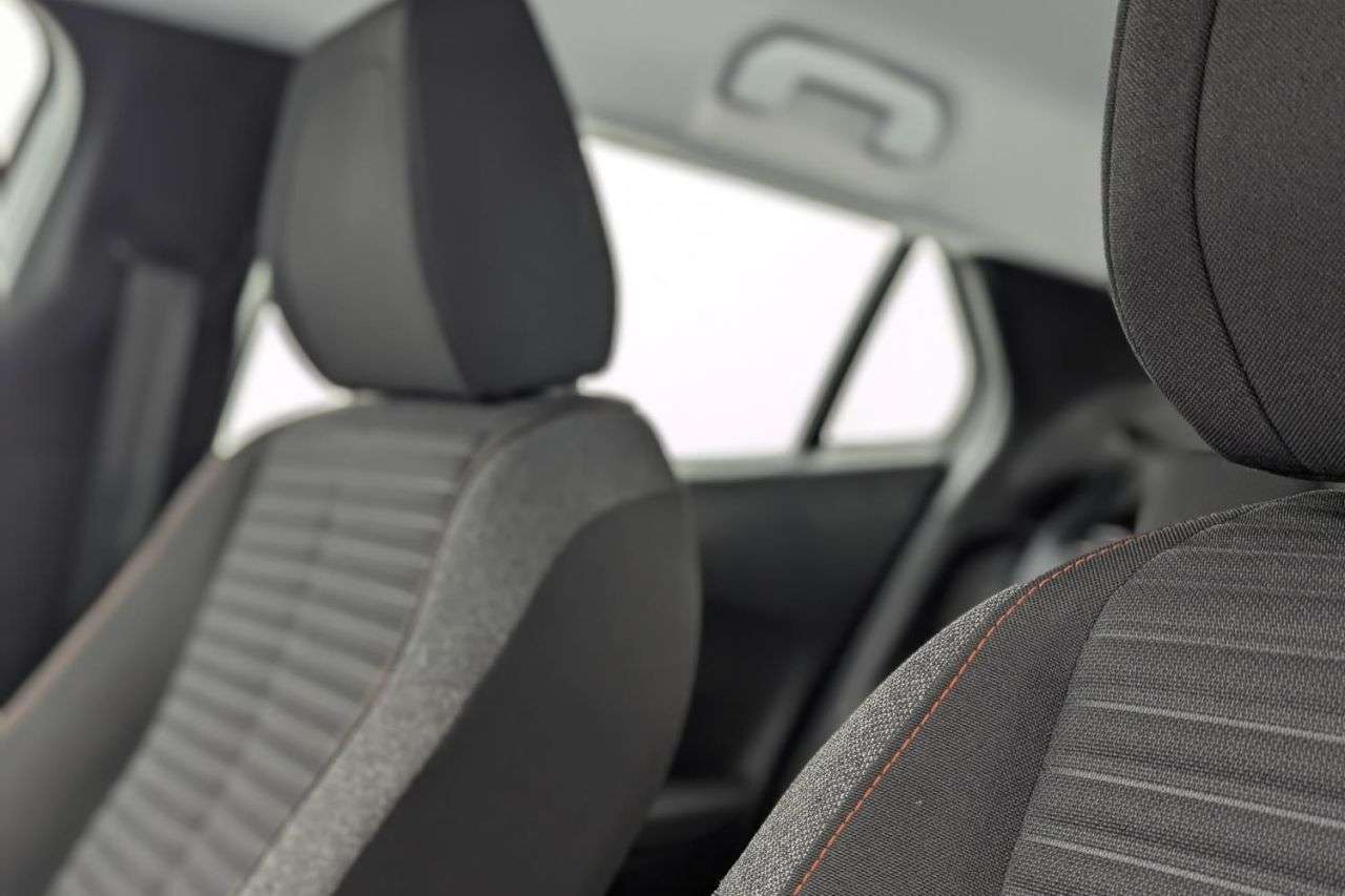 2021 PEUGEOT 2008 2021 PEUGEOT 2008