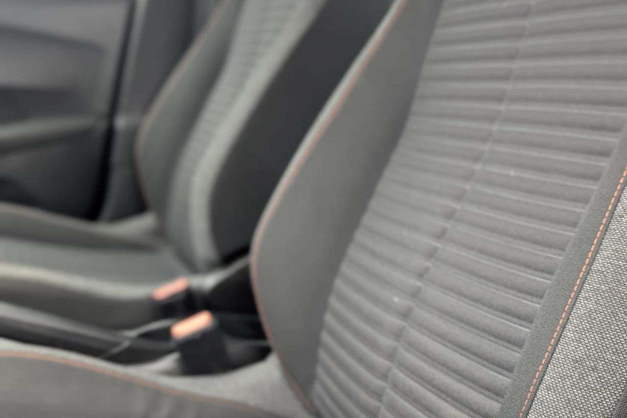 2021 PEUGEOT 2008 2021 PEUGEOT 2008