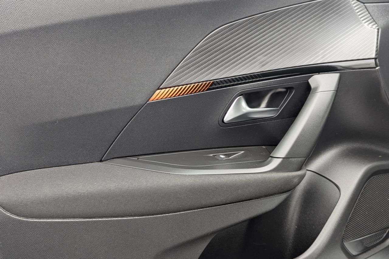 2021 PEUGEOT 2008 2021 PEUGEOT 2008