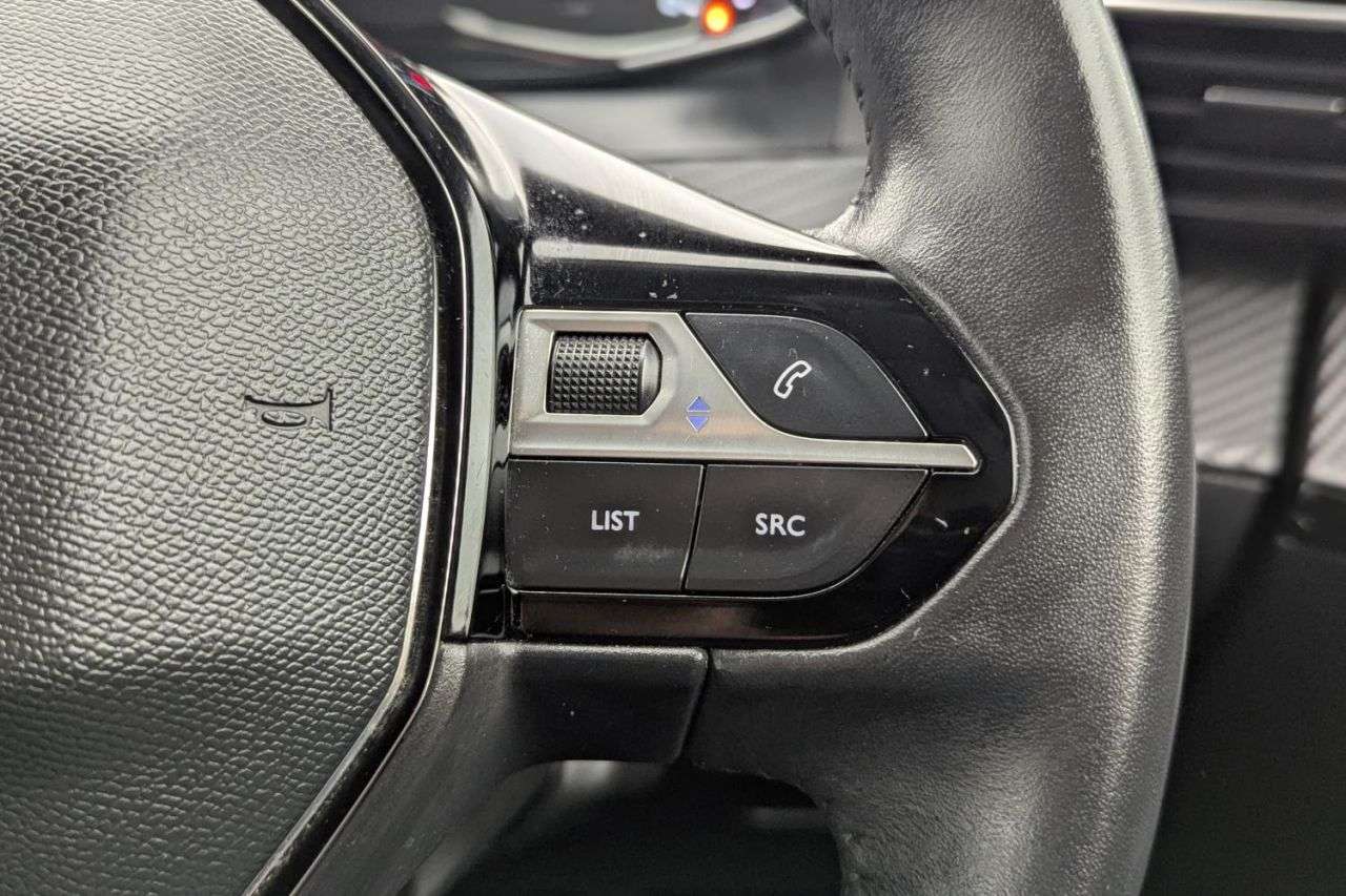 2021 PEUGEOT 2008 2021 PEUGEOT 2008