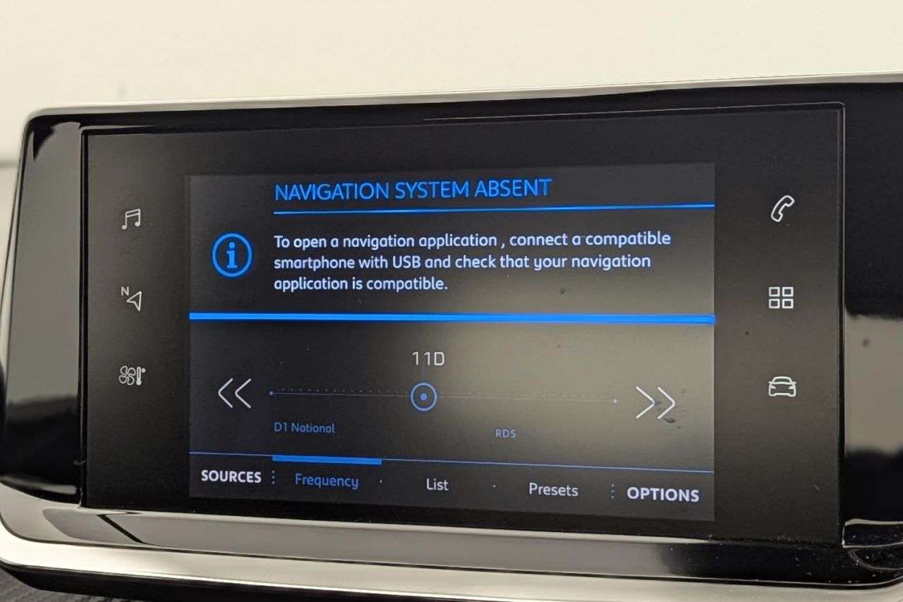 2021 PEUGEOT 2008 2021 PEUGEOT 2008