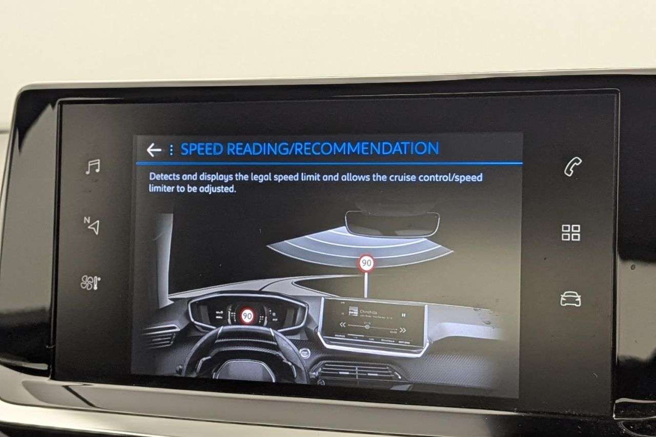 2021 PEUGEOT 2008 2021 PEUGEOT 2008