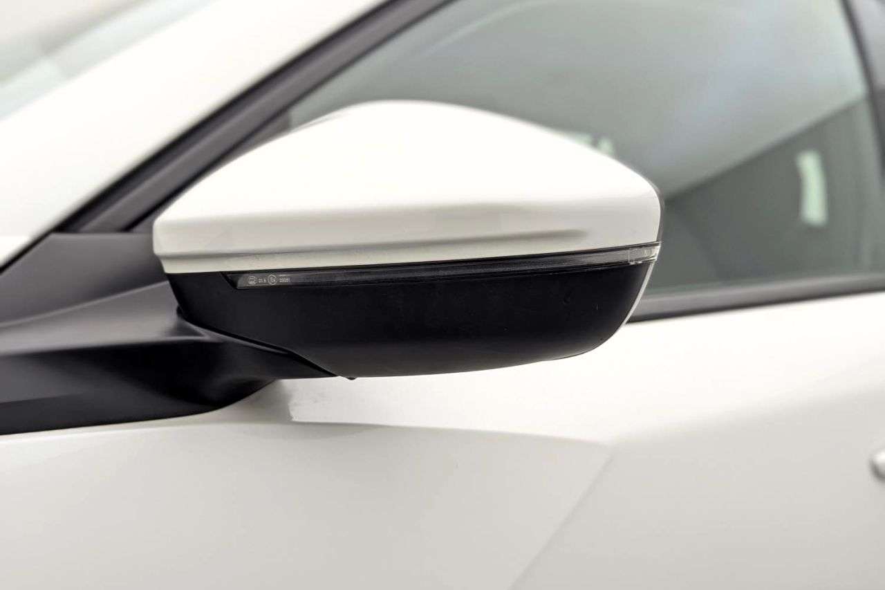 2021 PEUGEOT 2008 2021 PEUGEOT 2008