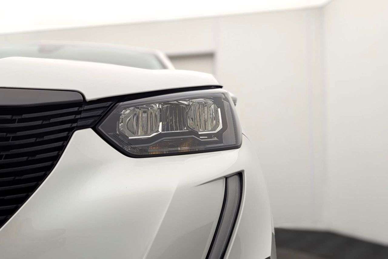 2021 PEUGEOT 2008 2021 PEUGEOT 2008