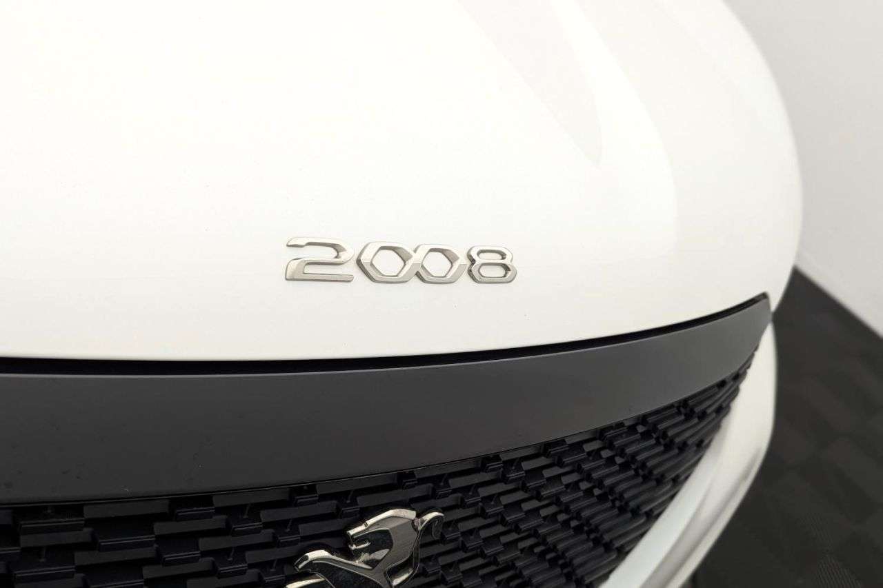 2021 PEUGEOT 2008 2021 PEUGEOT 2008