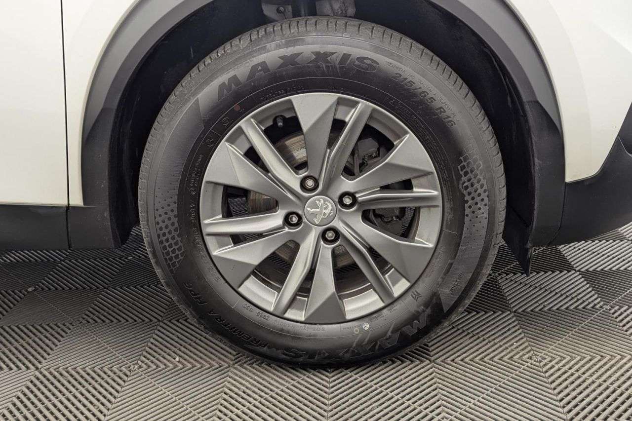 2021 PEUGEOT 2008 2021 PEUGEOT 2008