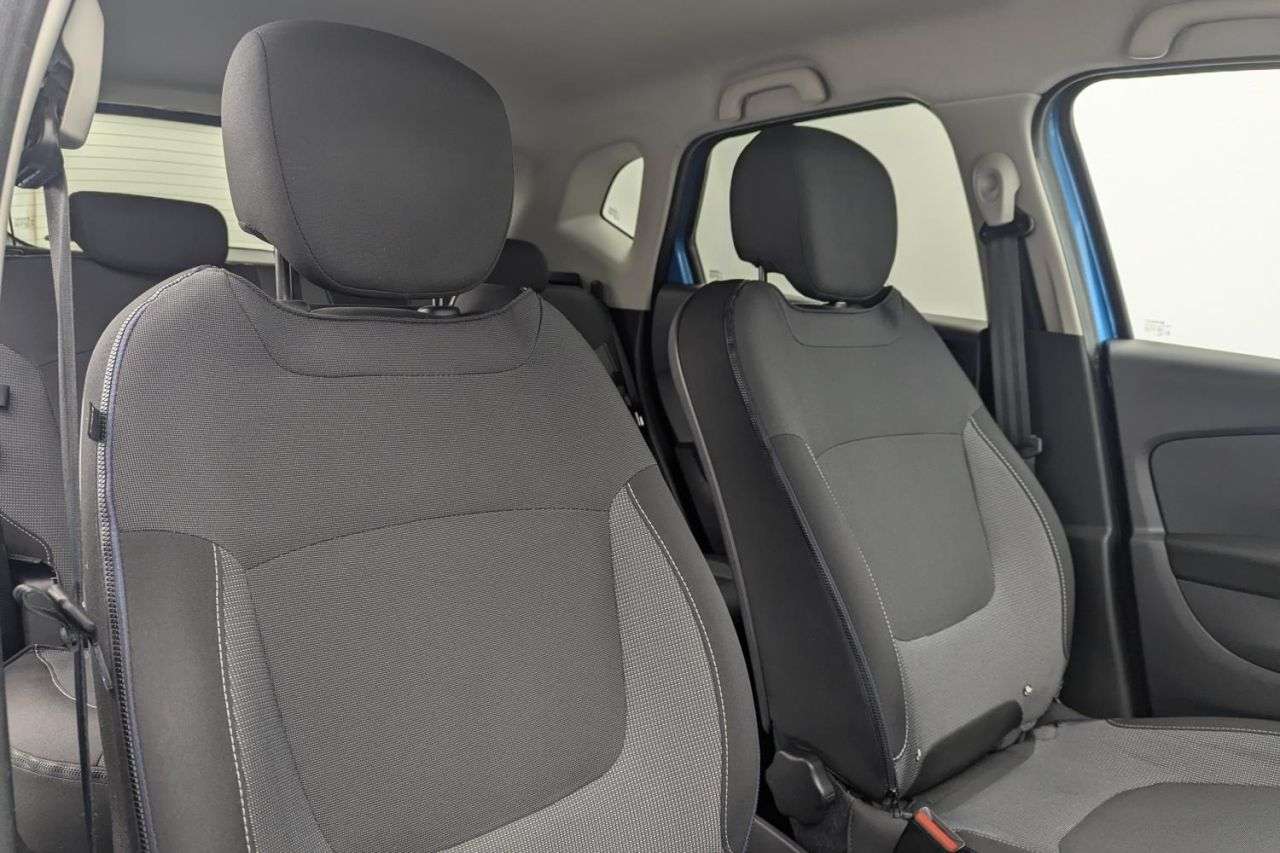 2017 RENAULT CAPTUR 2017 RENAULT CAPTUR