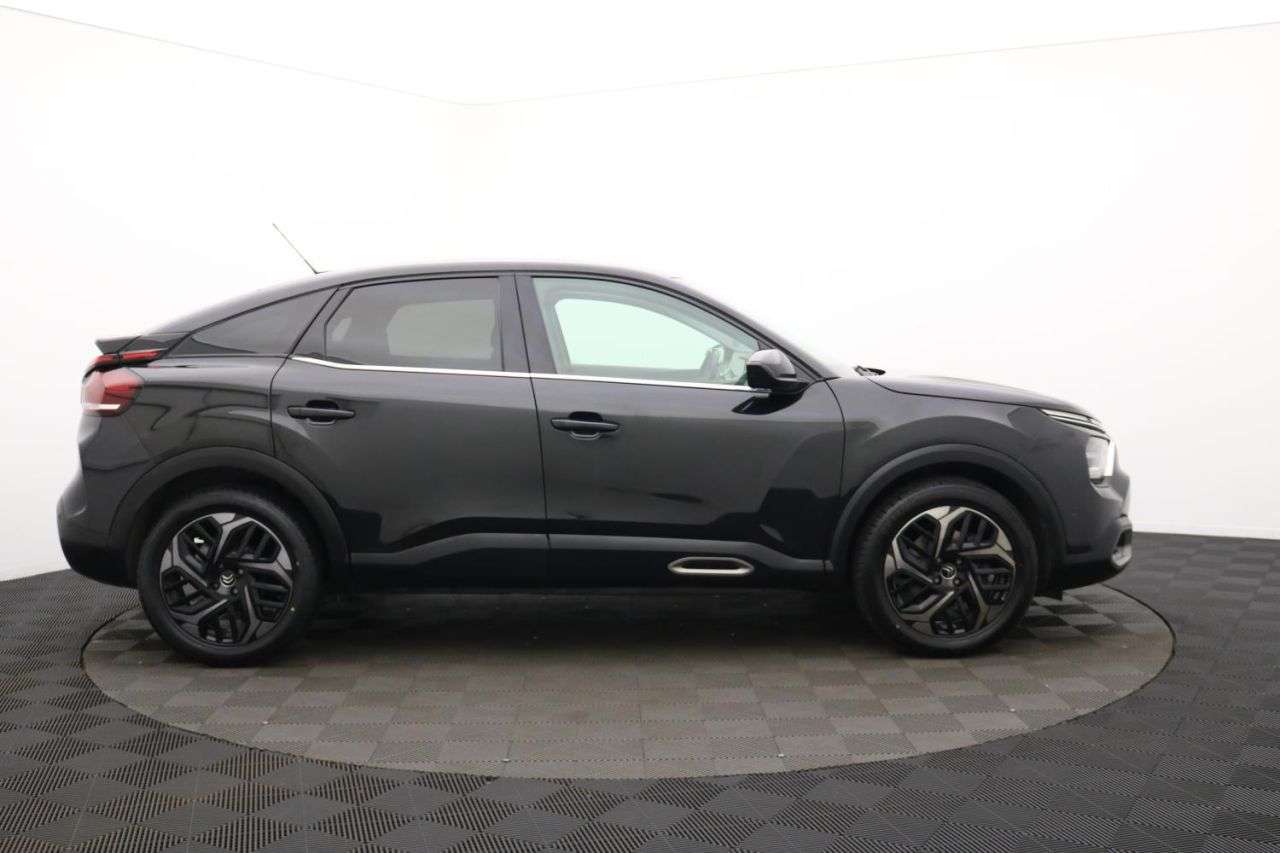 A 2021 CITROEN C4 1.2 PureTech Shine Hatchback 5dr Petrol Manual Euro 6 (s/s) (130 ps) Award A 2021 CITROEN C4 1.2 PureTech Shine Hatchback 5dr Petrol Manual Euro 6 (s/s) (130 ps) Award